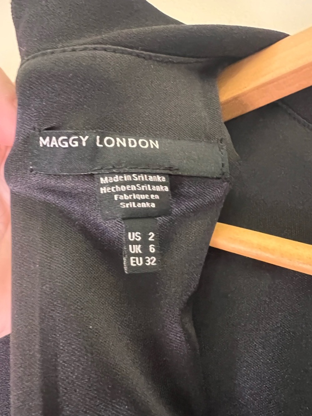 Maggy London Black Jumpsuit Tie Neck Puff Sleeve Wide Leg US 2 - Picture 12 of 13